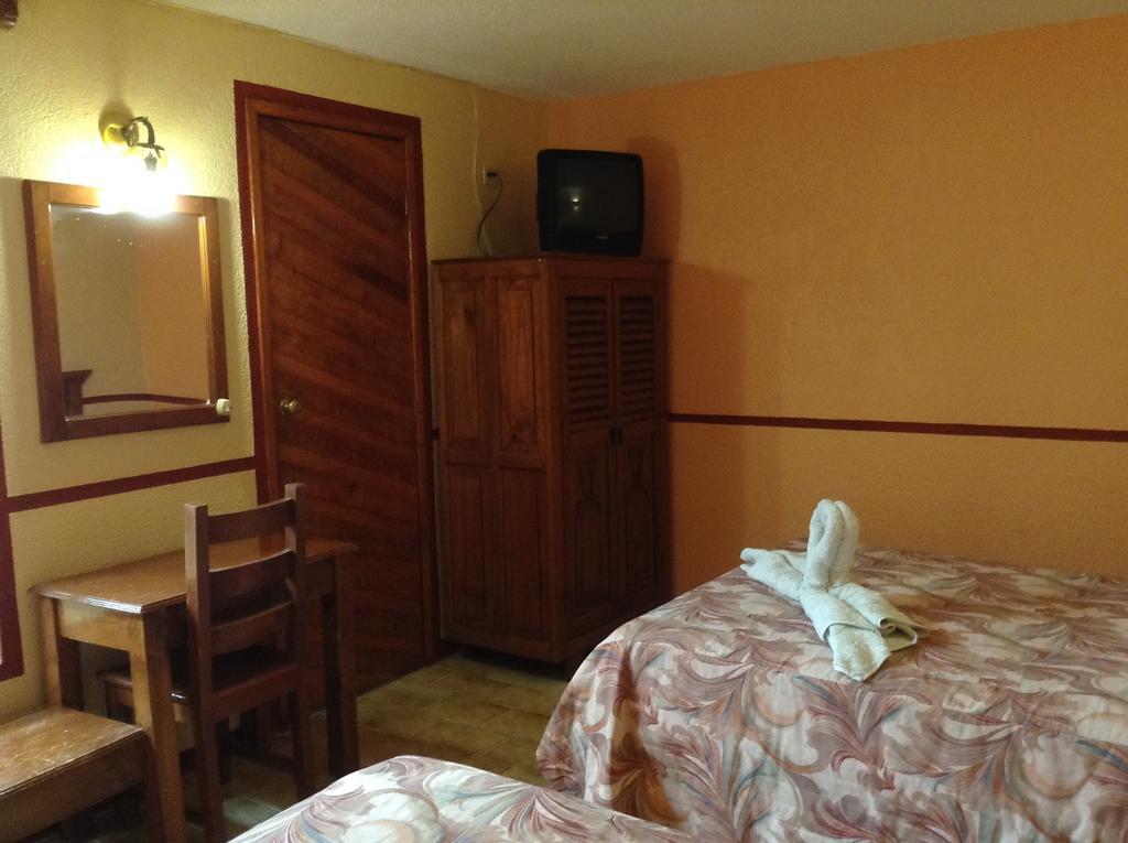 Hotel Real Del Valle Сан-Крістобаль-де-лас-Касас Номер фото